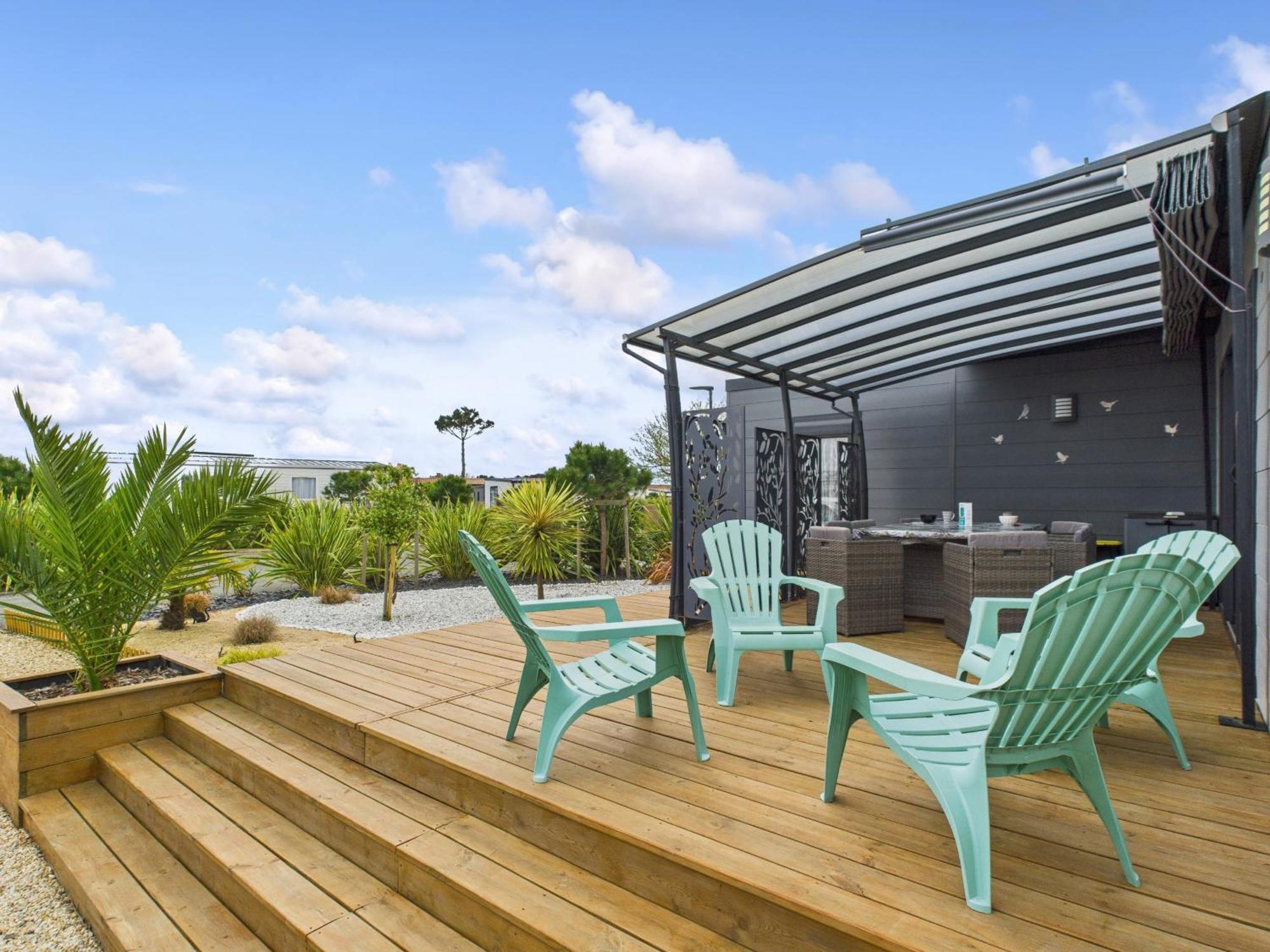 Joli Chalet Pour 6 - Domaine Avec Piscine ブルティニョール・シュル・メール エクステリア 写真